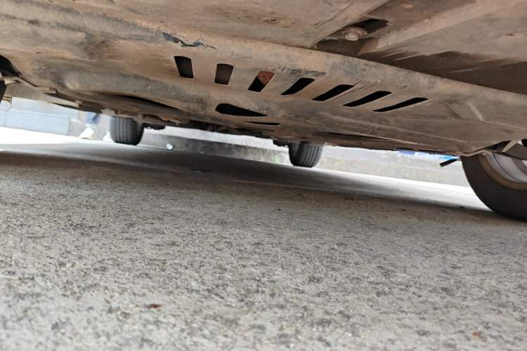 Used Peugeot 308 2013 1.6L Manual YouShang Model Chassis Front