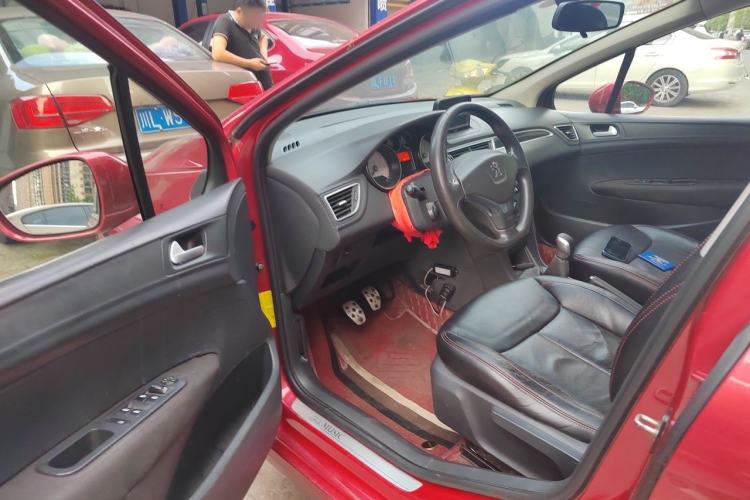 Used Peugeot 308 2013 1.6L Manual YouShang Model Driver Seat