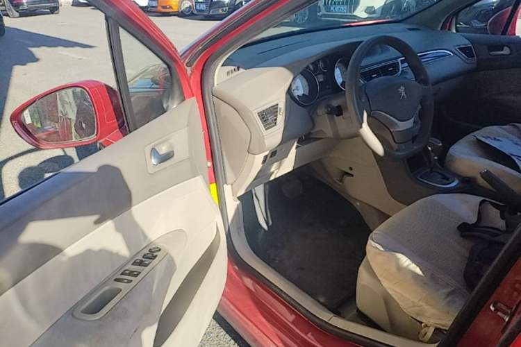 Used Peugeot 308 2013 1.6L Automatic YouShang Model Driver Seat