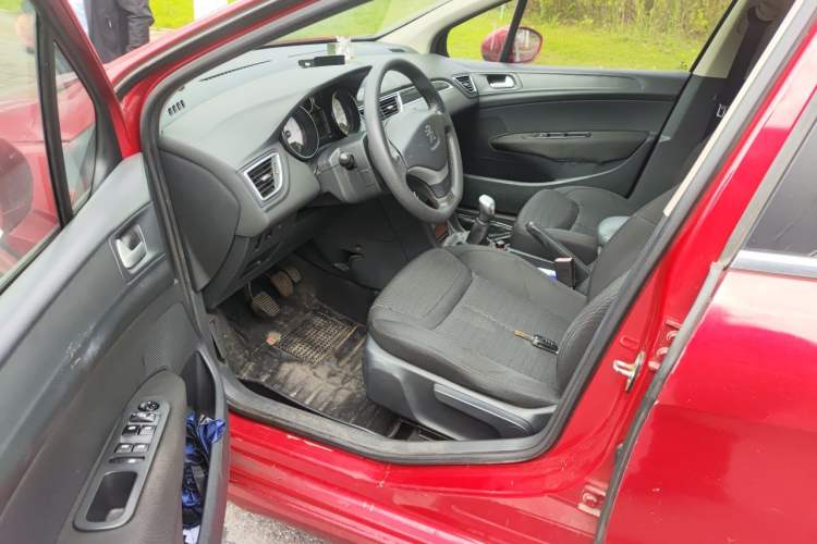 Used Peugeot 308 2013 1.6L Manual YouShang Model Driver Seat