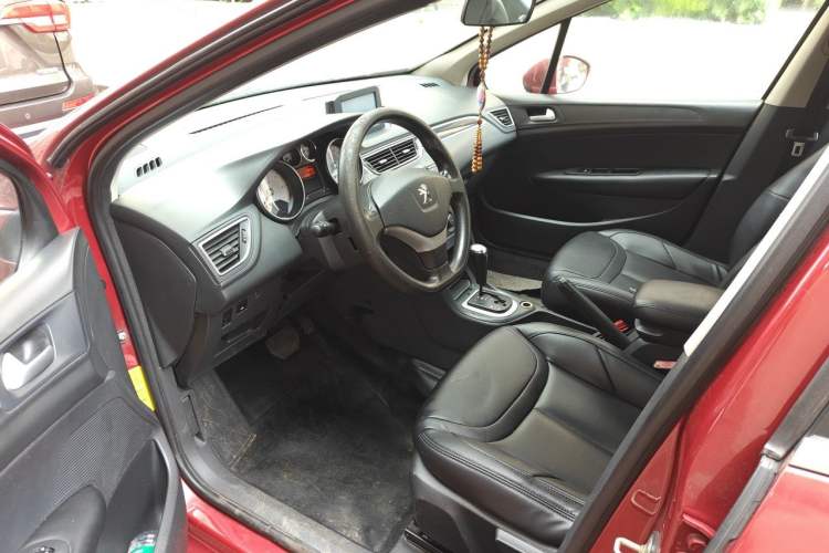 Used Peugeot 308 2013 1.6L Automatic YouShang Model Driver Seat
