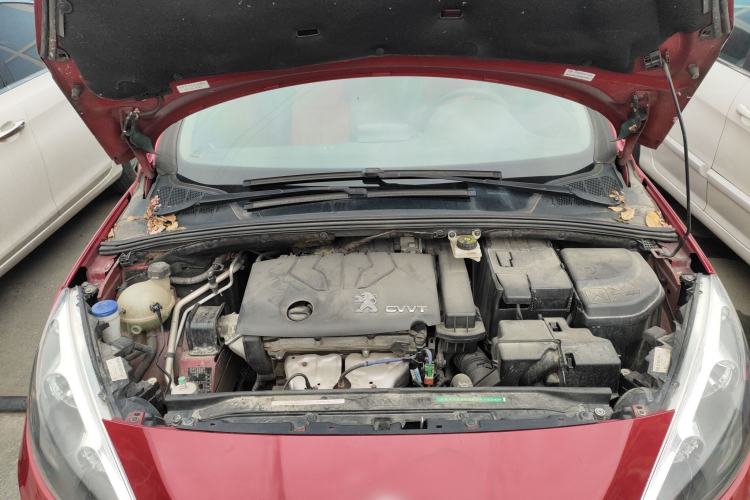 Used Peugeot 308 2013 1.6L Automatic YouShang Model Engine Bay