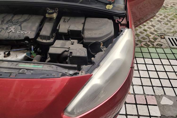 Used Peugeot 308 2013 1.6L Automatic Fashion Model Engine Bay Left