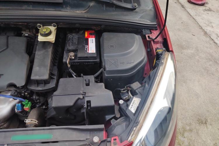 Used Peugeot 308 2013 1.6L Manual YouShang Model Engine Bay Left