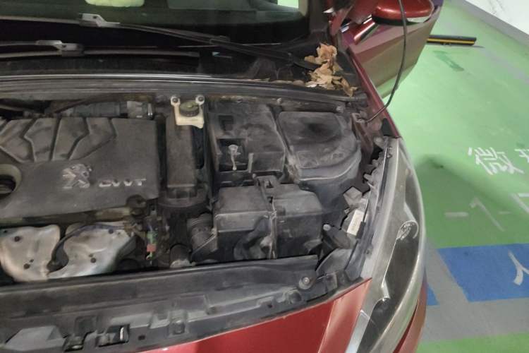 Used Peugeot 308 2013 1.6L Manual YouShang Model Engine Bay Left