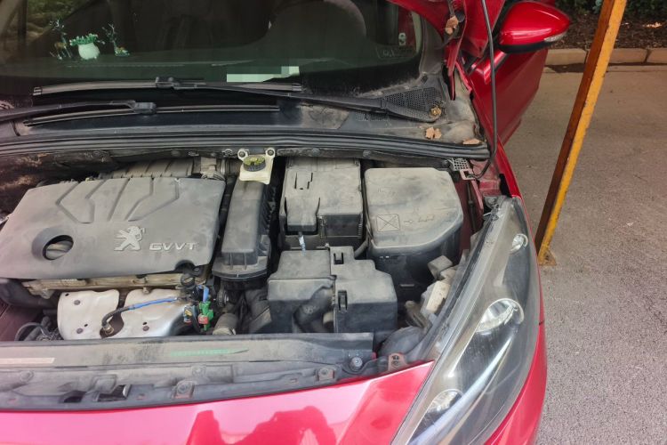 Used Peugeot 308 2013 1.6L Manual YouShang Model Engine Bay Left