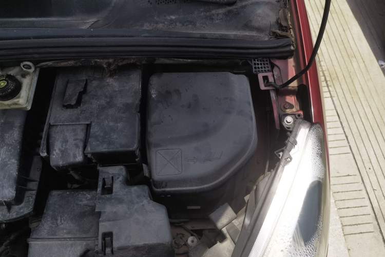 Used Peugeot 308 2013 1.6L Manual YouShang Model Engine Bay Left