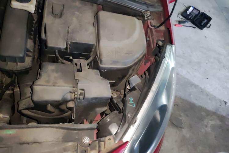 Used Peugeot 308 2013 1.6L Automatic YouShang Model Engine Bay Left
