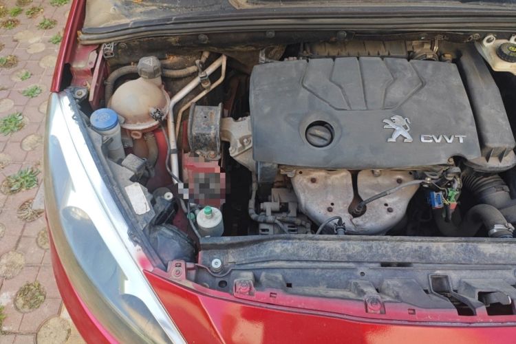 Used Peugeot 308 2013 1.6L Manual YouShang Model Engine Bay Right