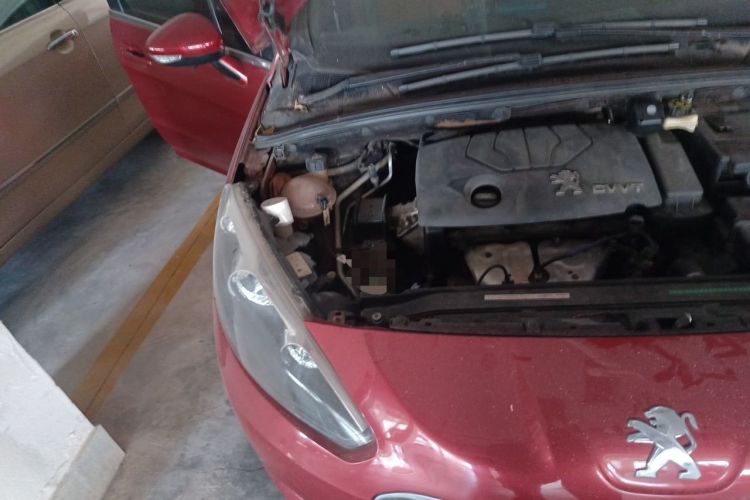 Used Peugeot 308 2013 1.6L Automatic YouShang Model Engine Bay Right
