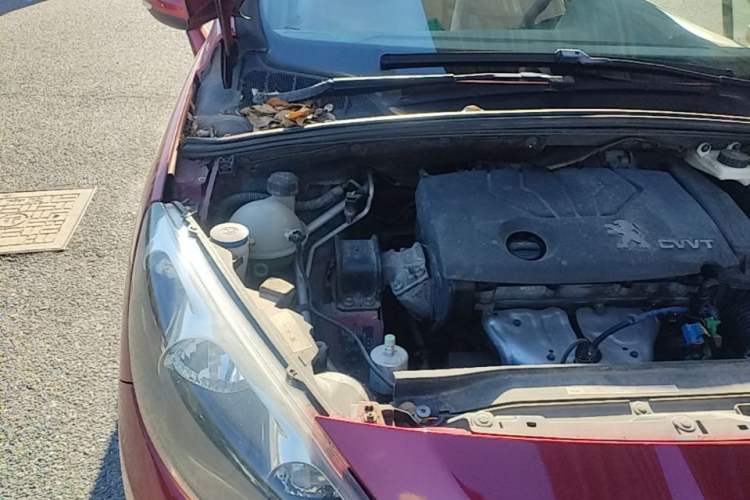 Used Peugeot 308 2013 1.6L Automatic YouShang Model Engine Bay Right