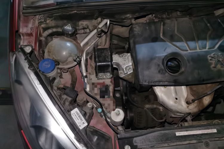 Used Peugeot 308 2013 1.6L Manual YouShang Model Engine Bay Right