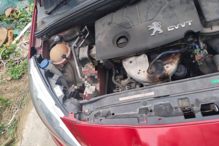 Used Peugeot 308 2013 1.6L Manual YouShang Model Engine Bay Right