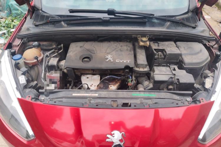 Used Peugeot 308 2013 1.6L Manual YouShang Model Engine Bay