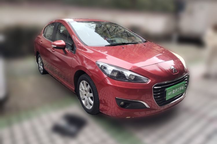 Used Peugeot 308 2013 1.6L Automatic Fashion Model Front Right 45 Deg