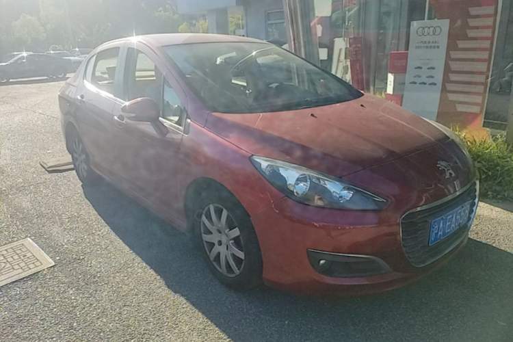 Used Peugeot 308 2013 1.6L Automatic YouShang Model Front Right 45 Deg