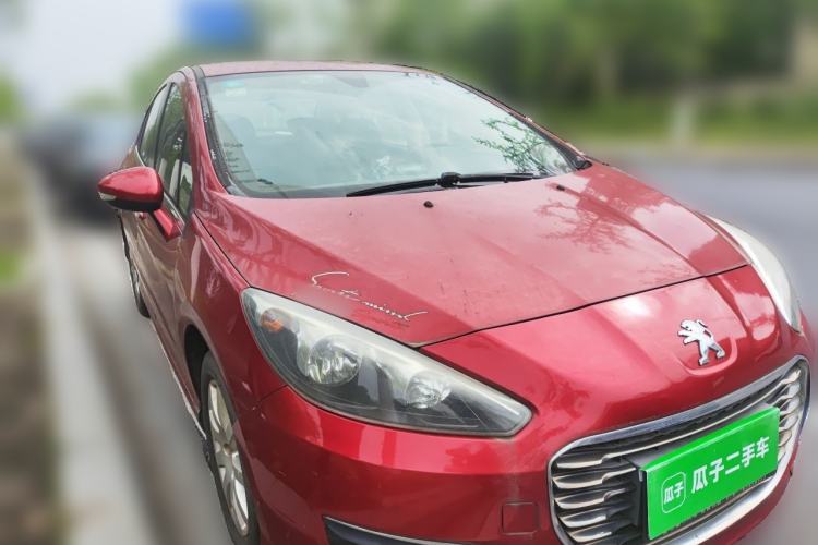 Used Peugeot 308 2013 1.6L Manual YouShang Model Front Right 45 Deg