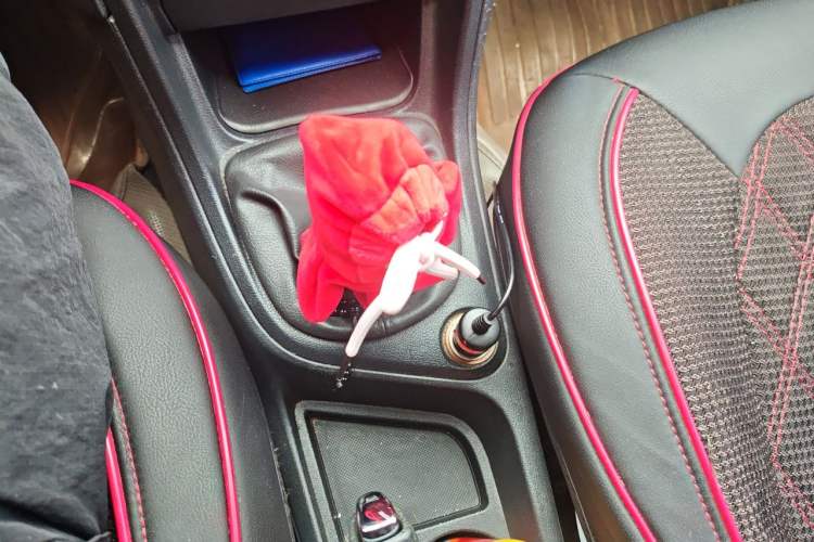 Used Peugeot 308 2013 1.6L Manual YouShang Model Gear Lever