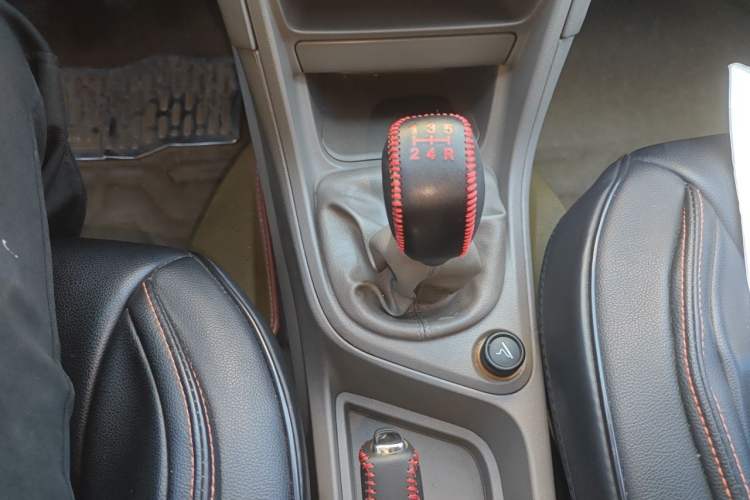 Used Peugeot 308 2013 1.6L Manual YouShang Model Gear Lever