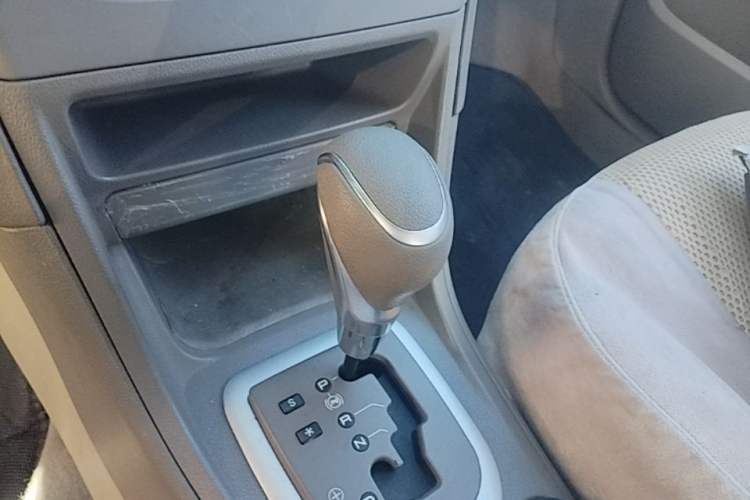 Used Peugeot 308 2013 1.6L Automatic YouShang Model Gear Lever