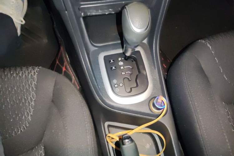 Used Peugeot 308 2013 1.6L Automatic YouShang Model Gear Lever