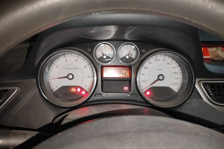 Used Peugeot 308 2013 1.6L Manual YouShang Model Instrument Cluster
