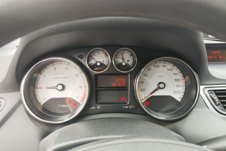 Used Peugeot 308 2013 1.6L Manual YouShang Model Instrument Cluster