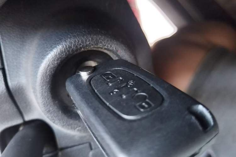 Used Peugeot 308 2013 1.6L Automatic YouShang Model Interior 1