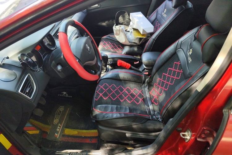 Used Peugeot 308 2013 1.6L Manual YouShang Model CNG Left Front Seat