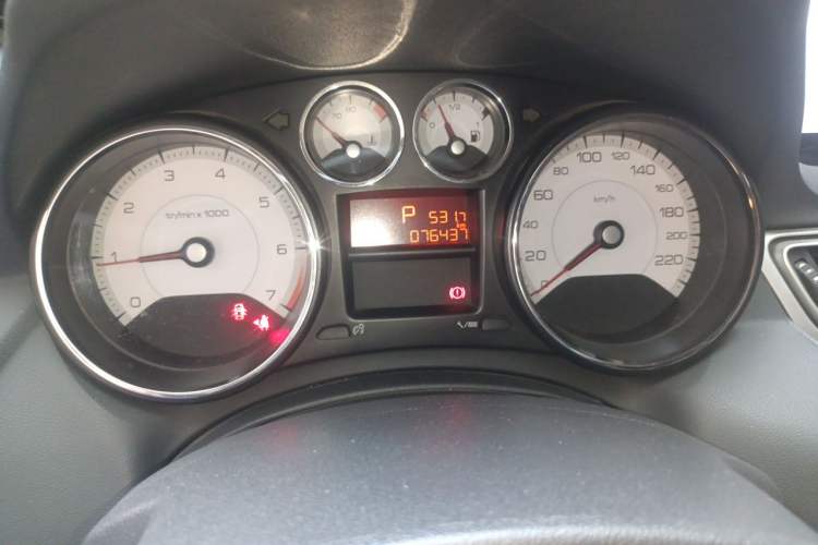 Used Peugeot 308 2013 1.6L Automatic YouShang Model Odometer Close Up