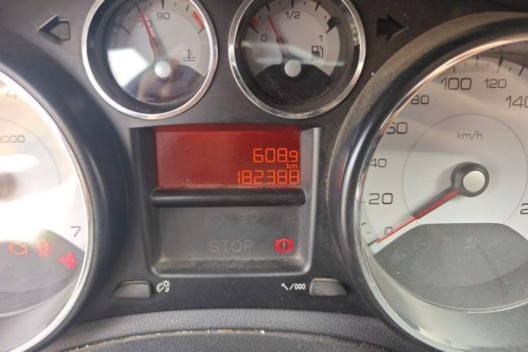 Used Peugeot 308 2013 1.6L Manual YouShang Model Odometer Close Up