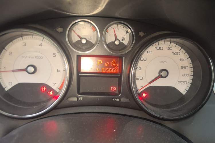 Used Peugeot 308 2013 1.6L Automatic YouShang Model Odometer Close Up