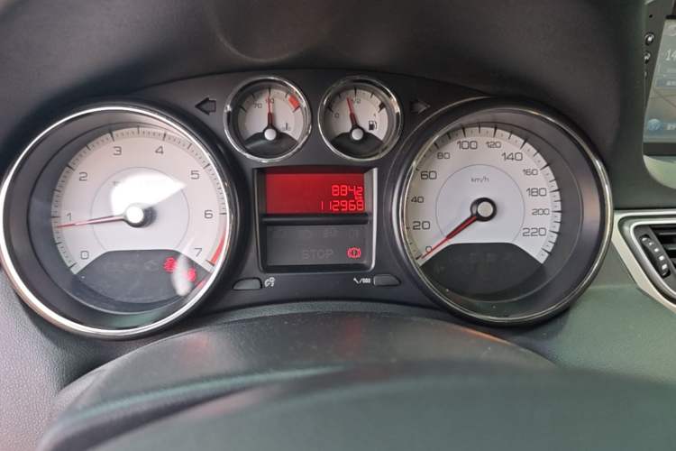 Used Peugeot 308 2013 1.6L Manual YouShang Model Odometer Close Up