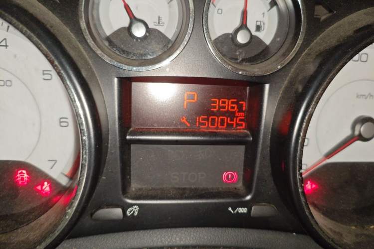 Used Peugeot 308 2013 1.6L Automatic YouShang Chen Kun Excellent Edition Odometer Close Up