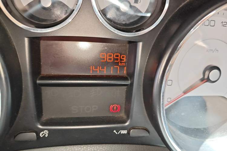 Used Peugeot 308 2013 1.6L Manual YouShang Model Odometer Close Up