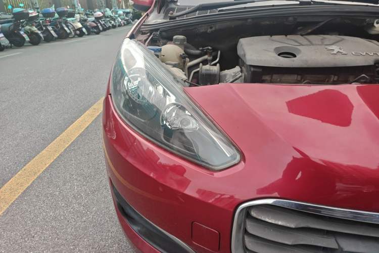 Used Peugeot 308 2013 1.6L Automatic YouShang Model Right Front Headlight
