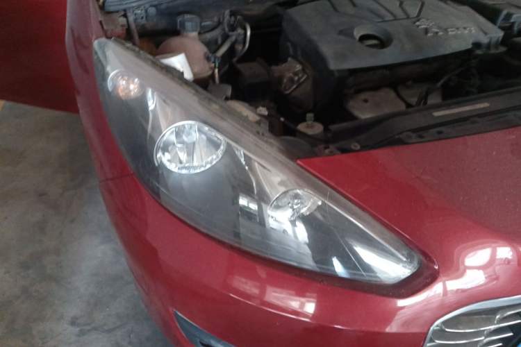 Used Peugeot 308 2013 1.6L Automatic YouShang Model Right Front Headlight