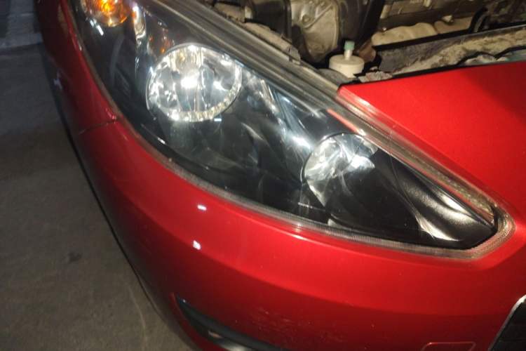 Used Peugeot 308 2013 1.6L Automatic YouShang Chen Kun Excellent Edition Right Front Headlight