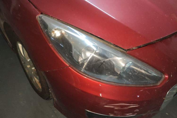 Used Peugeot 308 2013 1.6L Automatic YouShang Chen Kun Excellent Edition Right Front Headlight