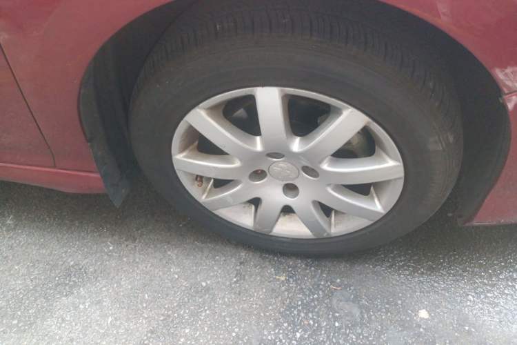 Used Peugeot 308 2013 1.6L Automatic YouShang Model Right Front Wheel Hub