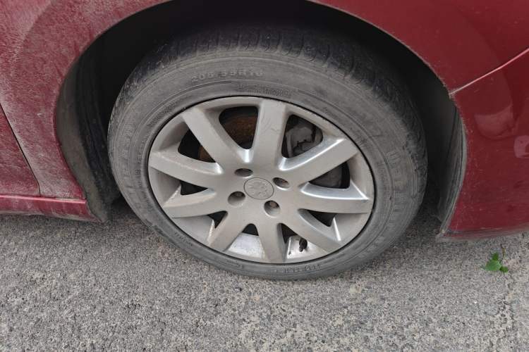 Used Peugeot 308 2013 1.6L Manual YouShang Model Right Front Wheel Hub