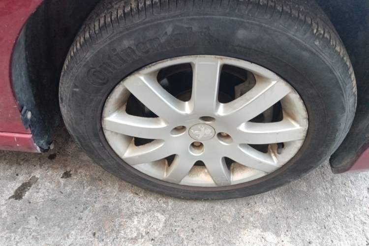 Used Peugeot 308 2013 1.6L Automatic Fashion Model Right Front Wheel Hub