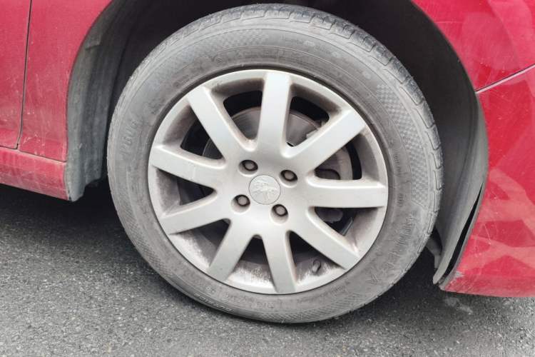 Used Peugeot 308 2013 1.6L Automatic YouShang Model Right Front Wheel Hub