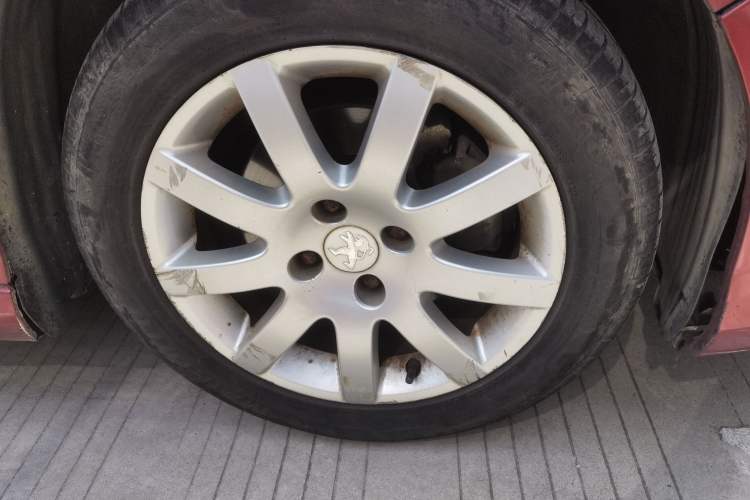 Used Peugeot 308 2013 1.6L Manual YouShang Model Right Front Wheel Hub
