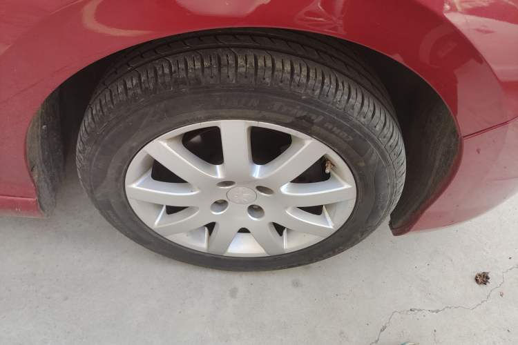 Used Peugeot 308 2013 1.6L Manual YouShang Model Right Front Wheel Hub