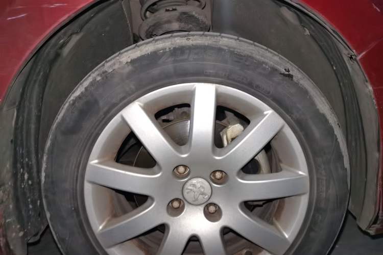 Used Peugeot 308 2013 1.6L Manual YouShang Model Right Front Wheel Hub