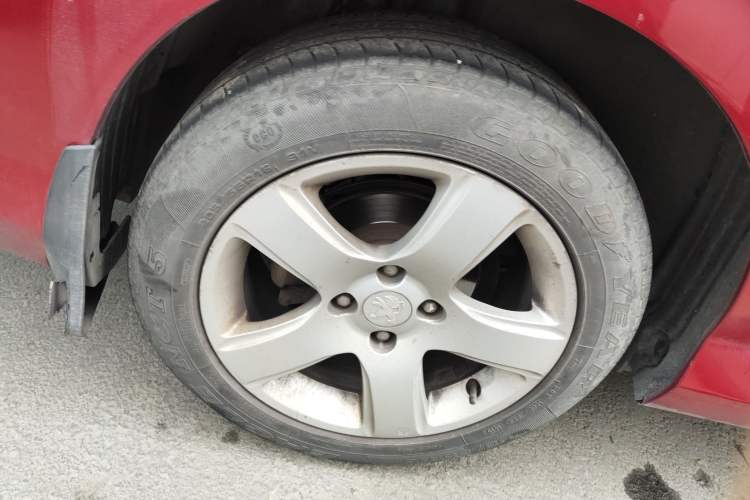 Used Peugeot 308 2013 1.6L Automatic YouShang Model Right Rear Wheel Hub