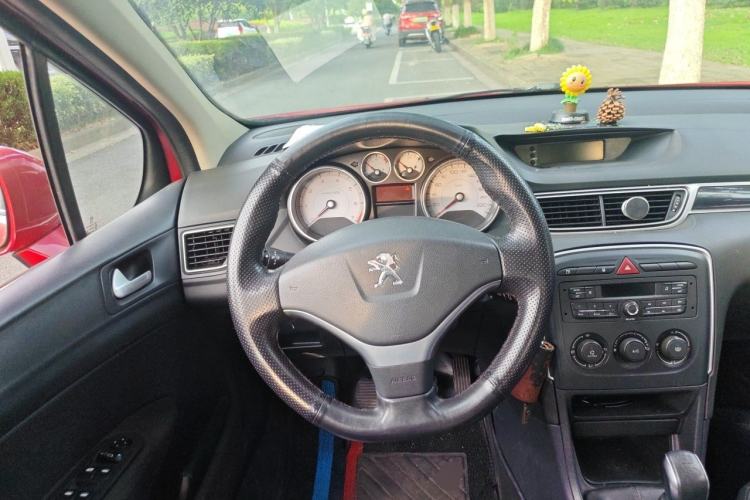 Used Peugeot 308 2013 1.6L Manual YouShang Model Steering Wheel