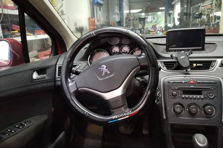 Used Peugeot 308 2013 1.6L Automatic YouShang Model Steering Wheel