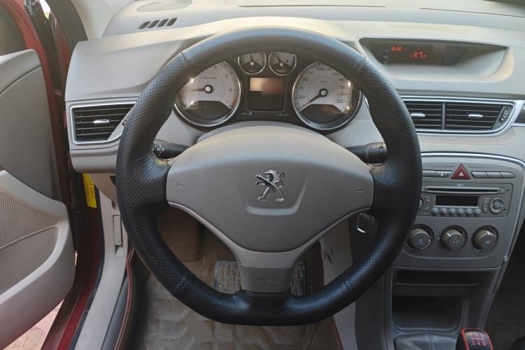 Used Peugeot 308 2013 1.6L Manual YouShang Model Steering Wheel